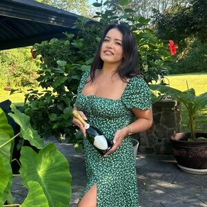 Meet your Posher, Love